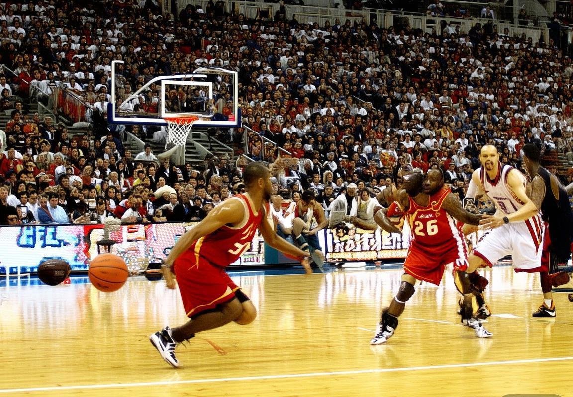 2006年美希篮球巅峰对决：传奇对决背后的故事与影响(图3)